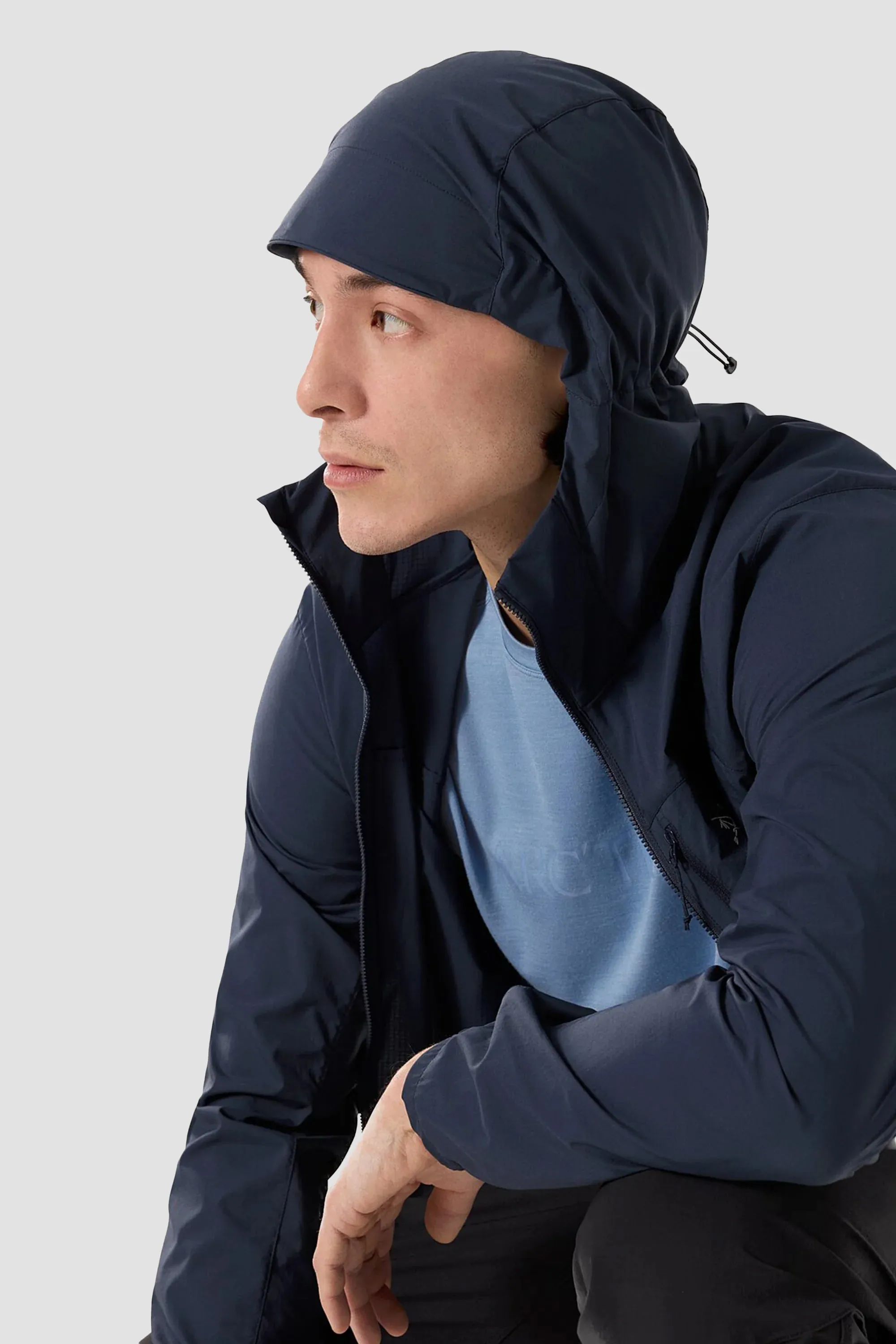 Arc'teryx Men's Squamish Hoody in Black Sapphire