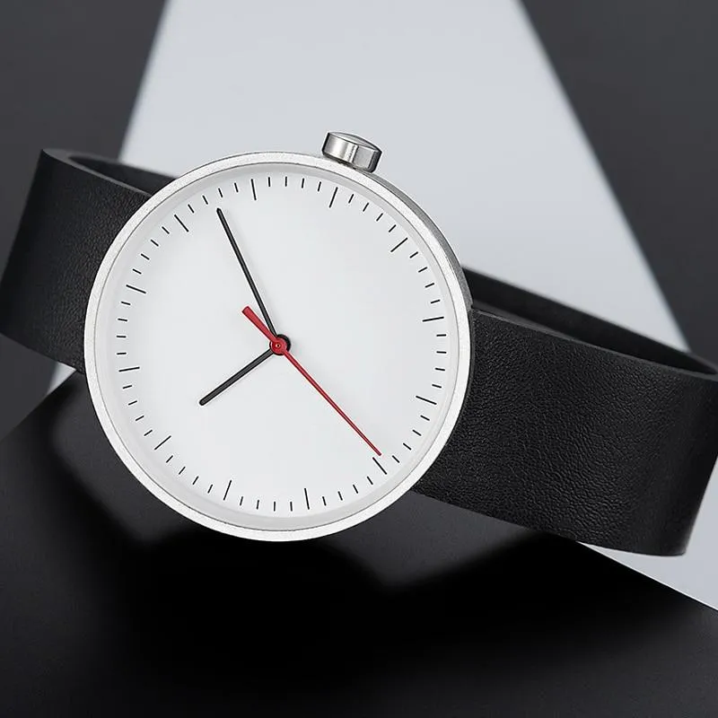 Avaro Minimalist Men Watch