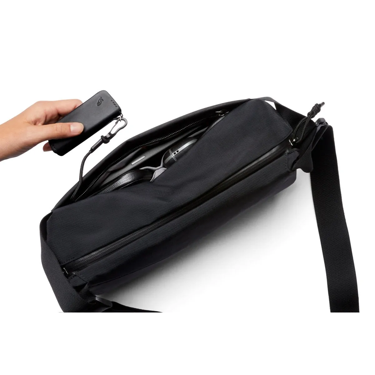 Bellroy Venture Sling 6L in Black