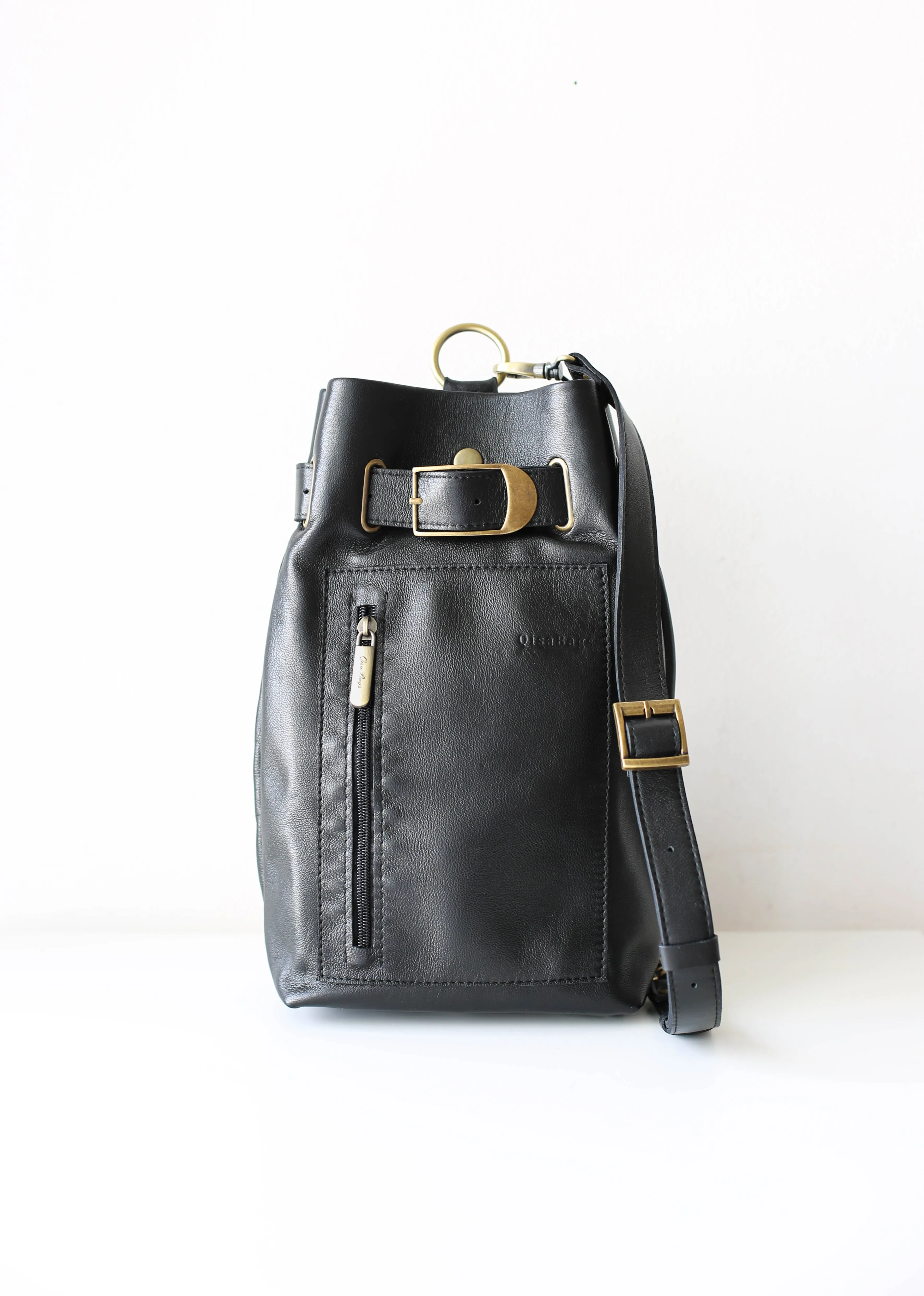 Men's Black Leather Sling Bag