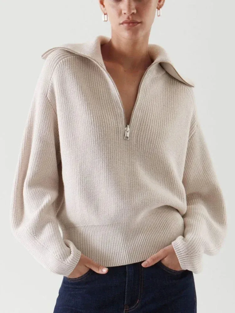 Sleek Turtleneck Zipper Sweater – Modern Comfort & Style