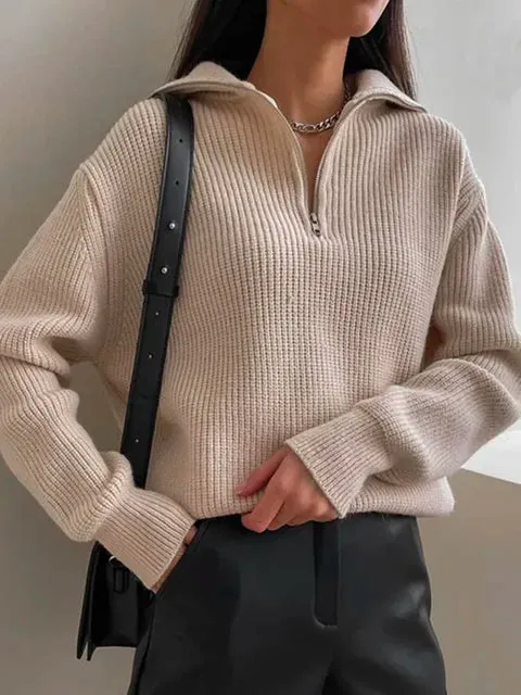 Sleek Turtleneck Zipper Sweater – Modern Comfort & Style