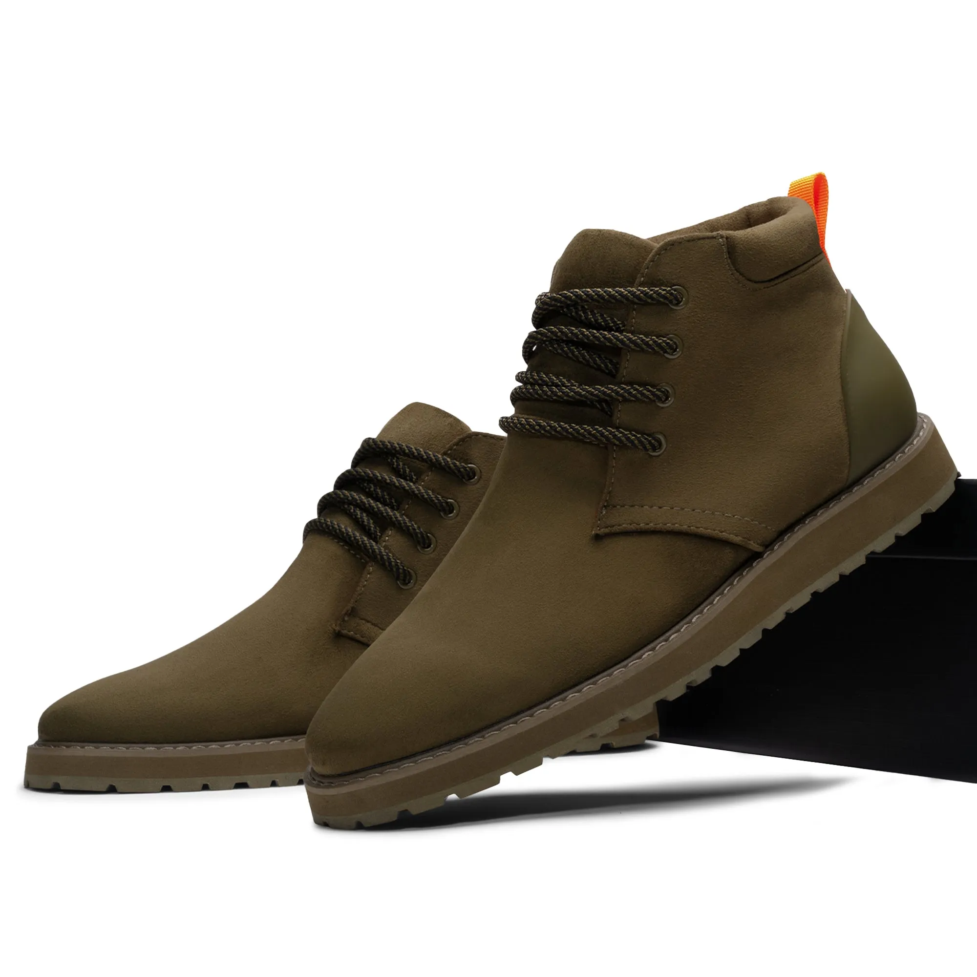 The Maple S TAYNO Suede Dessert Chukka Sneaker