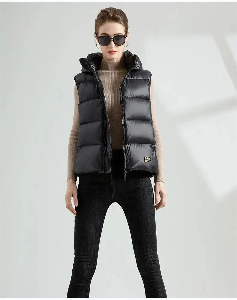 The Rebel hooded Puffer Jacket Women | Down Jacket Women | Short hooded Parka jacket